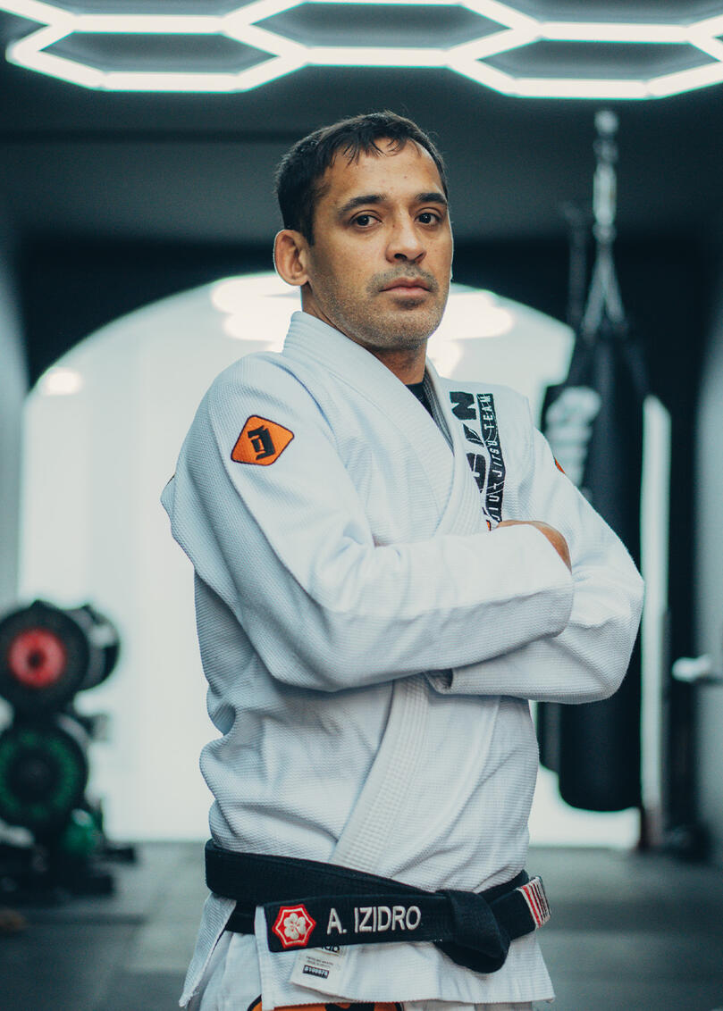 ALEXANDRE IZIDRO